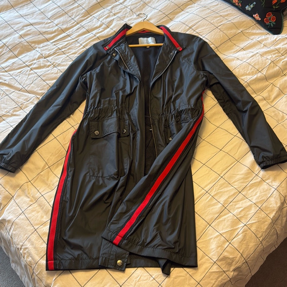 Anatomie longline windbreaker jacket with red stripe
